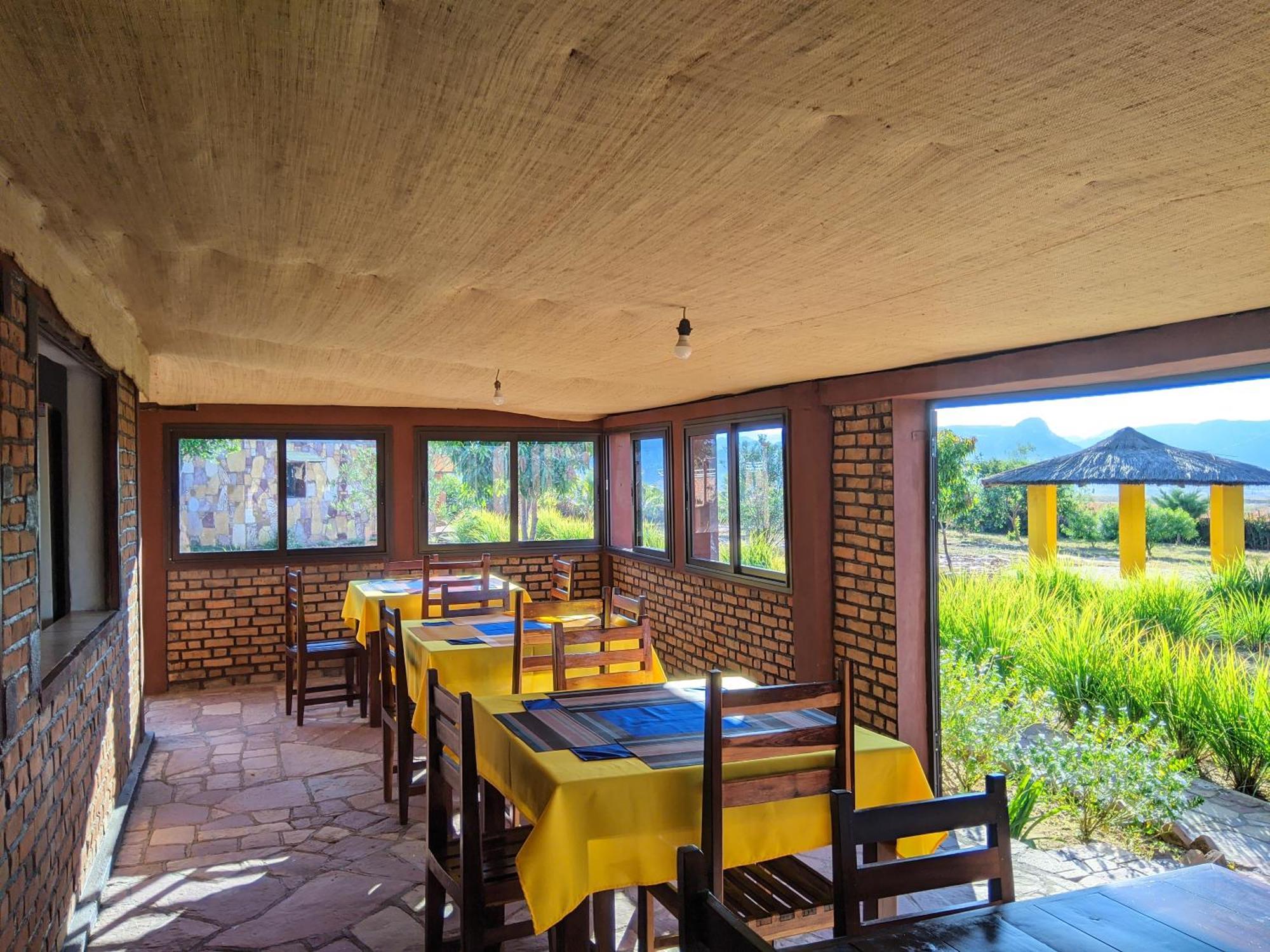 Chambre D'Hote Ristorante Pizzeria Liberta Ranohira 외부 사진